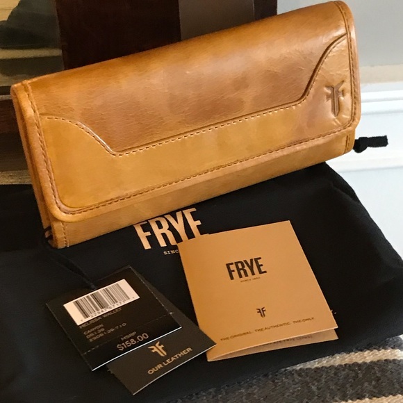 Frye Handbags - NWT Frye Leather Melissa Trifold Continental Snap Wallet Canyon Retail $158.